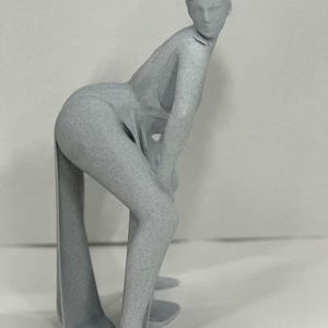 Twerking Greek statue