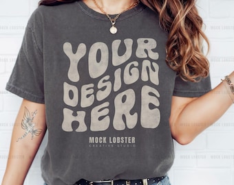 Comfort Colors 1717 Pepper Mockup | Model Mockup Studio Photo C1717 Pepper Shirt, Oversized Comfort Color Tshirt, Retro Trendy Boho Mock-up