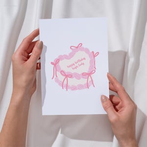 Tarjeta de cumpleaños ACOTAR DESCARGA DIGITAL / Tarjeta de cumpleaños de la dama mayor / Tarjeta de felicitación de ratón de biblioteca / Tarjeta de cumpleaños de los libros / Velaris / Corte Nocturna