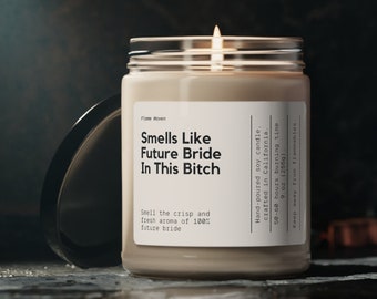 Huele a futura novia en esta vela de cera de soja de perra, regalo de compromiso, vela de regalo de boda, futura novia, regalo de despedida de soltera, vela de 9 oz