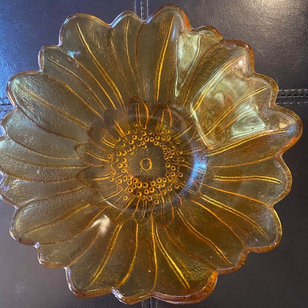 Vintage Lily Pons Gold/Amber Carnival Glass by Indiana Glass! 7” Width x 3” Depth