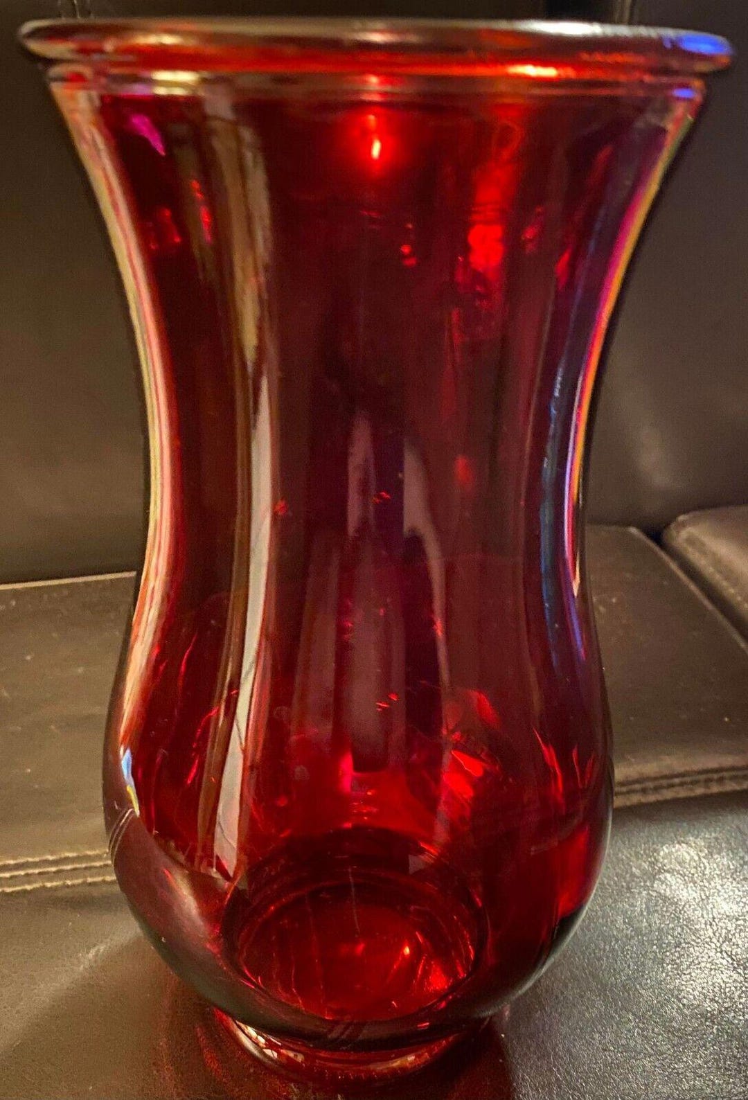 Vintage Beautiful Ruby Red Handblown Art Glass Flower Vase! 9” X 4.5 ...