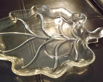 Vintage Hazel Atlas Leaf Shaped Salad Luncheon serving Plates Clear Glass Set of 10!  7" x 9.5"