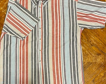 Mocasines a rayas para hombre de Reed James, camisa de playa con botones y rayas brillantes