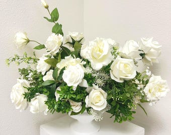 Centro de mesa de rosas blancas de tacto natural / Flores artificiales para bodas / Arreglo floral artificial para el hogar, la mesa o eventos