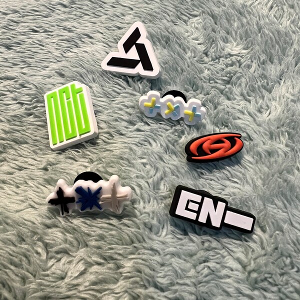 KPLUSPOP K-POP Boy Band Logo Fanmade Shoe Decorating Rubber Charms