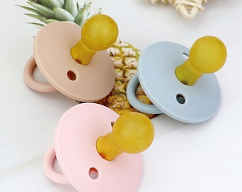 Customized Pacifier, natural rubber baby pacifier, a BPA-free pacifier is the best gift for your baby