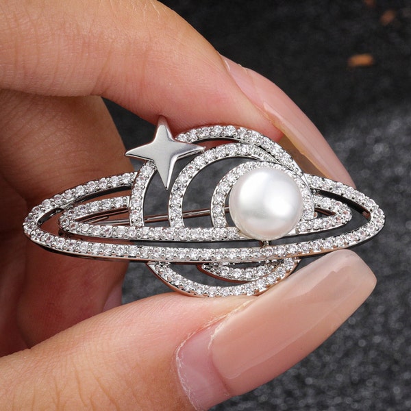 Broche perle pour femme, broche art déco, broche perle, broche galaxie unique, broche planète astrale, épingle pour femme, épingle pour foulard, cadeau pour elle, zircon