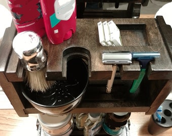 Organizer shelf for shaving accessories, 3 shelves, double brushes and double razors.