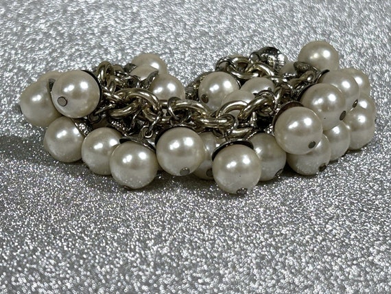 Vintage Retro Cha Cha Shaker Bracelet Ivory Faux … - image 9