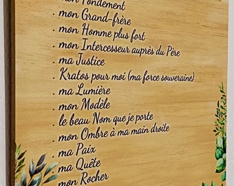 Licht houten bord met christelijke boodschap in het Frans JEZUS CHRISTUS IS...voor mij Meditatie gebaseerd op bijbelverzen om cadeau te doen
