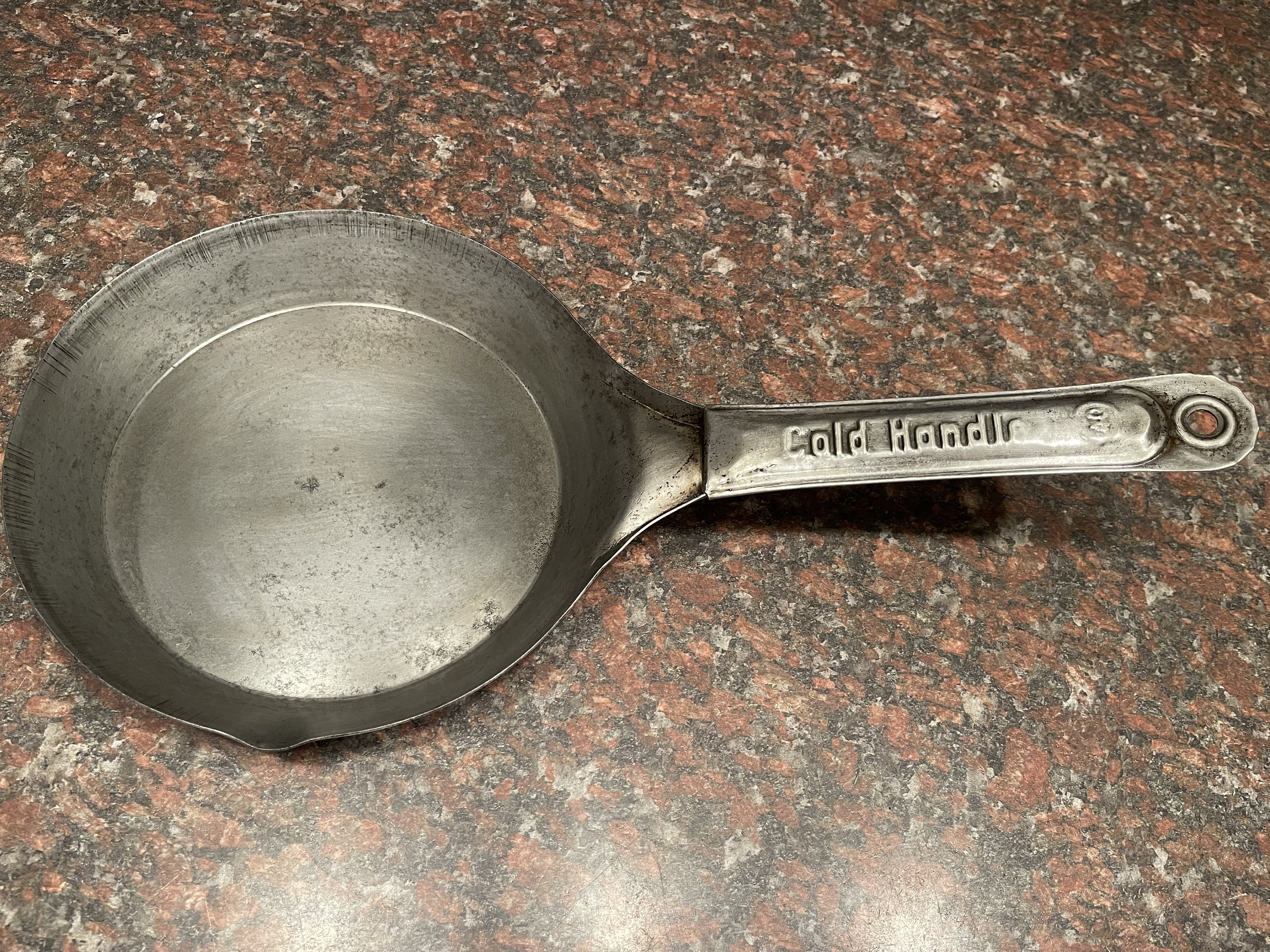 Cold Handle Skillet 