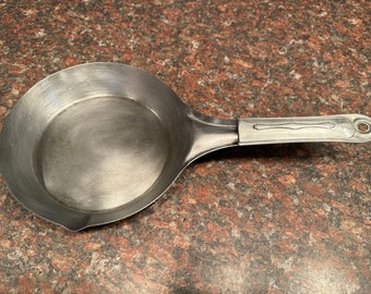 Cold Handle Skillet