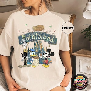 Camiseta vintage de colores cómodos de Disney Potatoland, camiseta de viaje de WDW Disneyland, camiseta de Mickey Goofy Donald, sudadera con castillo de Disney Potatoland imagen 1