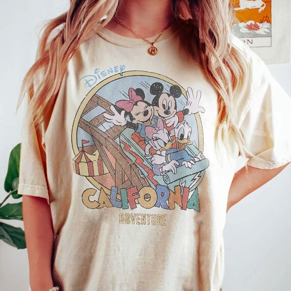 カリフォルニア Disney Disneyland Tシャツ 新品