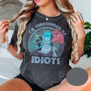 Camiseta retro de Disney: Hades, Pain Panic, Hércules, "Estoy rodeado de idiotas", para vacaciones familiares, regalo de cumpleaños para un viaje a Disneyland.