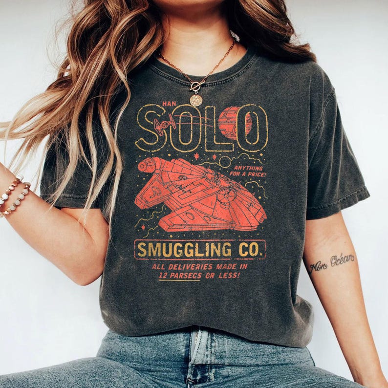 Retro Star Wars Han Solo smokkelshirt, Millenium Falcon T-shirt, Galaxy'S Edge, Walt Disney World, Disneyland Trip T-shirt, verjaardagscadeau afbeelding 2