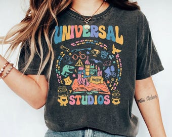 Retro Universal Studios T-Shirt: Minions & Theme Park Tee