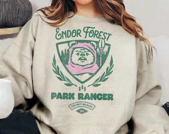 Retro Star Wars Ewok Endor Forest Park Ranger T-Shirt