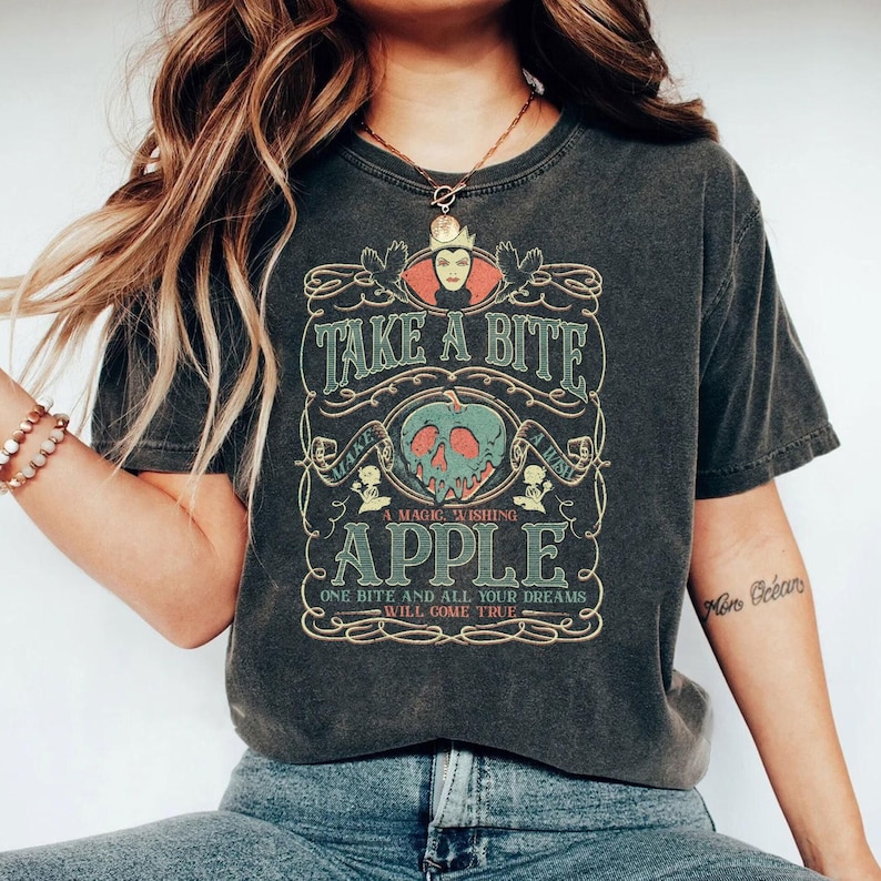 Vintage Snow White Evil Queen Disney Shirt, Snow White Take A Bite Shirt, Disney Villains T-shirt, Magic Kingdom, Disneyland Vacation Tee image 1