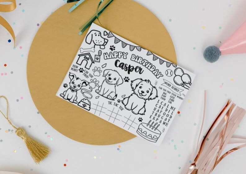 K&ouml;nnte beinhalten: Eine schwarz-wei&szlig;e druckbare Geburtstagskarte mit Hundemotiven. Die Karte enth&auml;lt ein Wortsuchspiel mit Hundethema, ein Tic-Tac-Toe-Spiel und andere Aktivit&auml;ten. Die Karte lautet "Happy Birthday Casper".