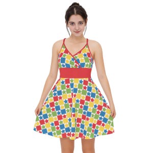 Clowncore Color Block Kleid: Recycled Polyester Kawaii Zirkus Outfit