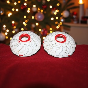 Vintage Holly Berry Candle Holders – 1940s Japan Christmas Table Decor