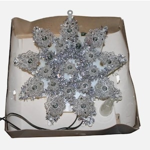 Vintage Small World Star Tree Topper Silver Working Christmas