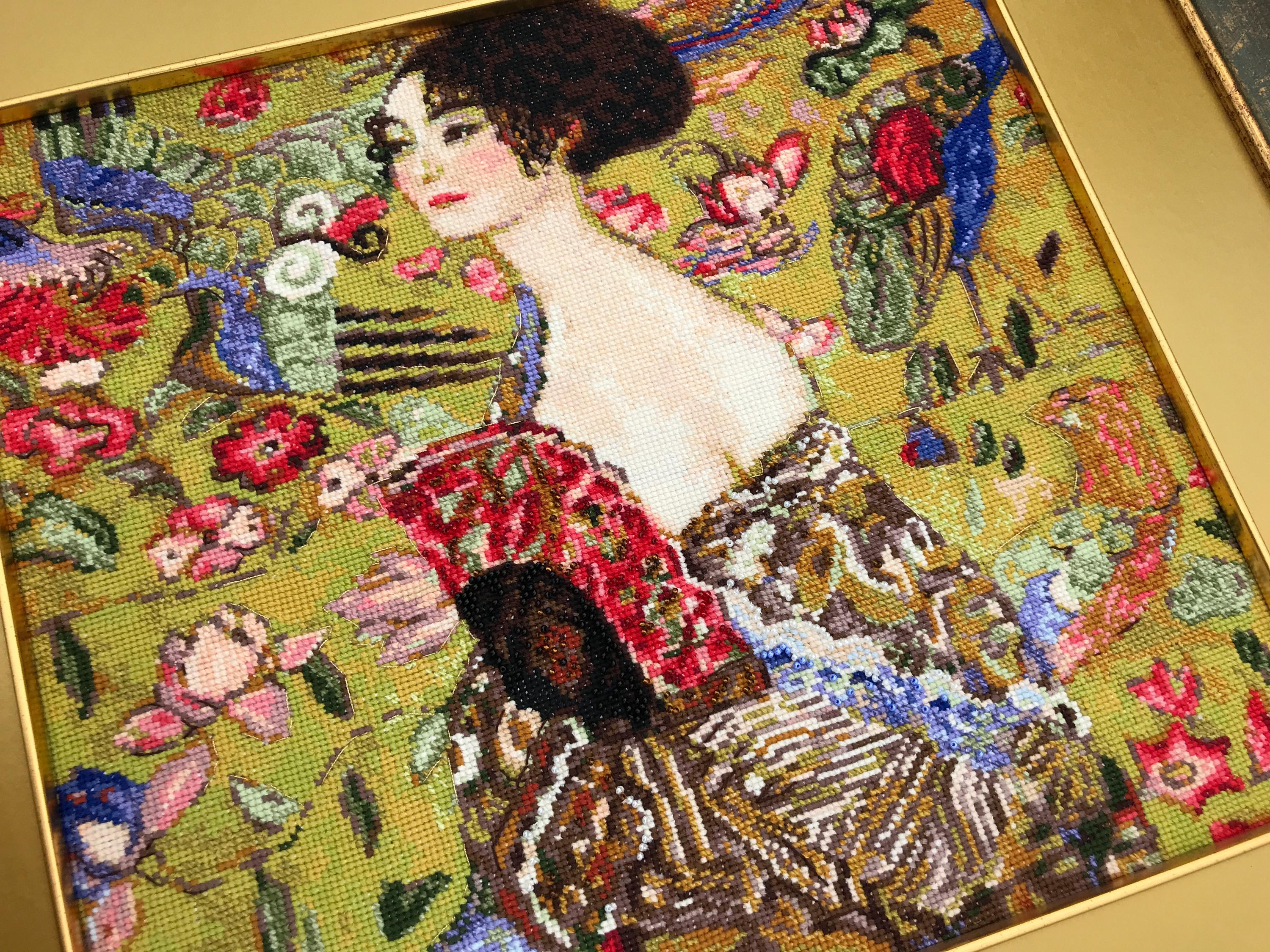 RIOLIS クロスステッチキット 1226 G. クリムトの絵画「扇を持つ女性