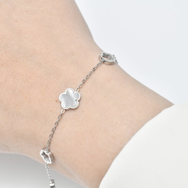 Opal Clover Bracelet, Five Leaf Clover, Opal Gemstone, gold plating, Silver Bracelet, Minimalist Bracelet, Lucky Bracelet, Gift for Her.