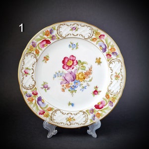 1960s Vintage Schumann Bavaria &quot;Empress Dresden Flowers&quot; Plate - Dessert Plates (19,5 cm dia) - Embossed Floral Rim - Made in Germany - Top