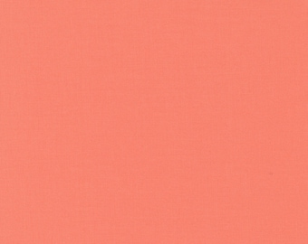 Moda Bella Solids Coral 9900 147, incrementos de 1/2 yarda