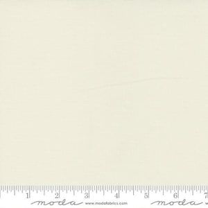 Moda Bella Solids Porcelain 9900 182