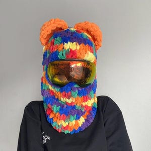 Bunter Teddy Helm Balaclava, Helmbezug, Skihelm Balaclava, Benutzerdefinierte Balaclava, personalisiertes Geschenk, Tier Balaclava