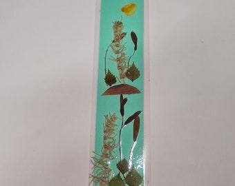 Bookmark, Pressed Flower bookmark, handmade book accessories, birthday gift for her, dried wildflowers, marque page, gift