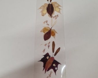 Bookmark, Pressed Flower bookmark, handmade book accessories, birthday gift for her, dried wildflowers, marque page, gift, mother day gift