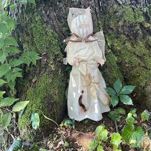 BabyHeadsbyc OOAK Yellowjackets Antler Queen 16&quot; Horror Doll, One-of-a-Kind Gothic Gift for Horror Lovers With Shauna&#39;s Student ID Lanyard