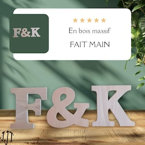 Deux initiales au choix avec &, idéal pour la personnalisation de votre table pour un mariage, un anniversaire. En bois massif.