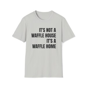 Waffel Home Softstyle Tee | Witziges Unisex T-Shirt Bild 9