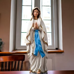 Virgin Mary Resin Statue | Religious Jesus Souvenir | Interior Decoration Gift | Elegant Religious Figure for Home Decor | Mother of Jesus