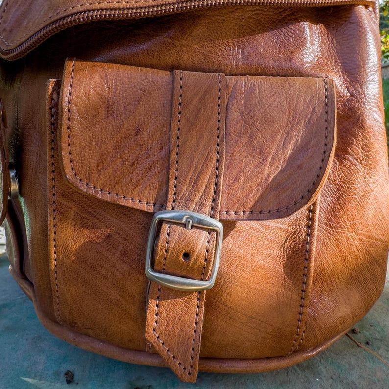 close-up to the right pocket on the front of the backpack