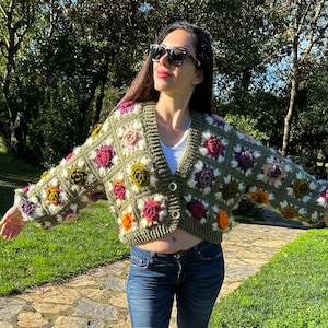 Handmade Crochet Cardigan,Green Wool Cardigan,Rose Cardigan,Cardigan for Women,Winter Cardigan,Knitted Cardigan,