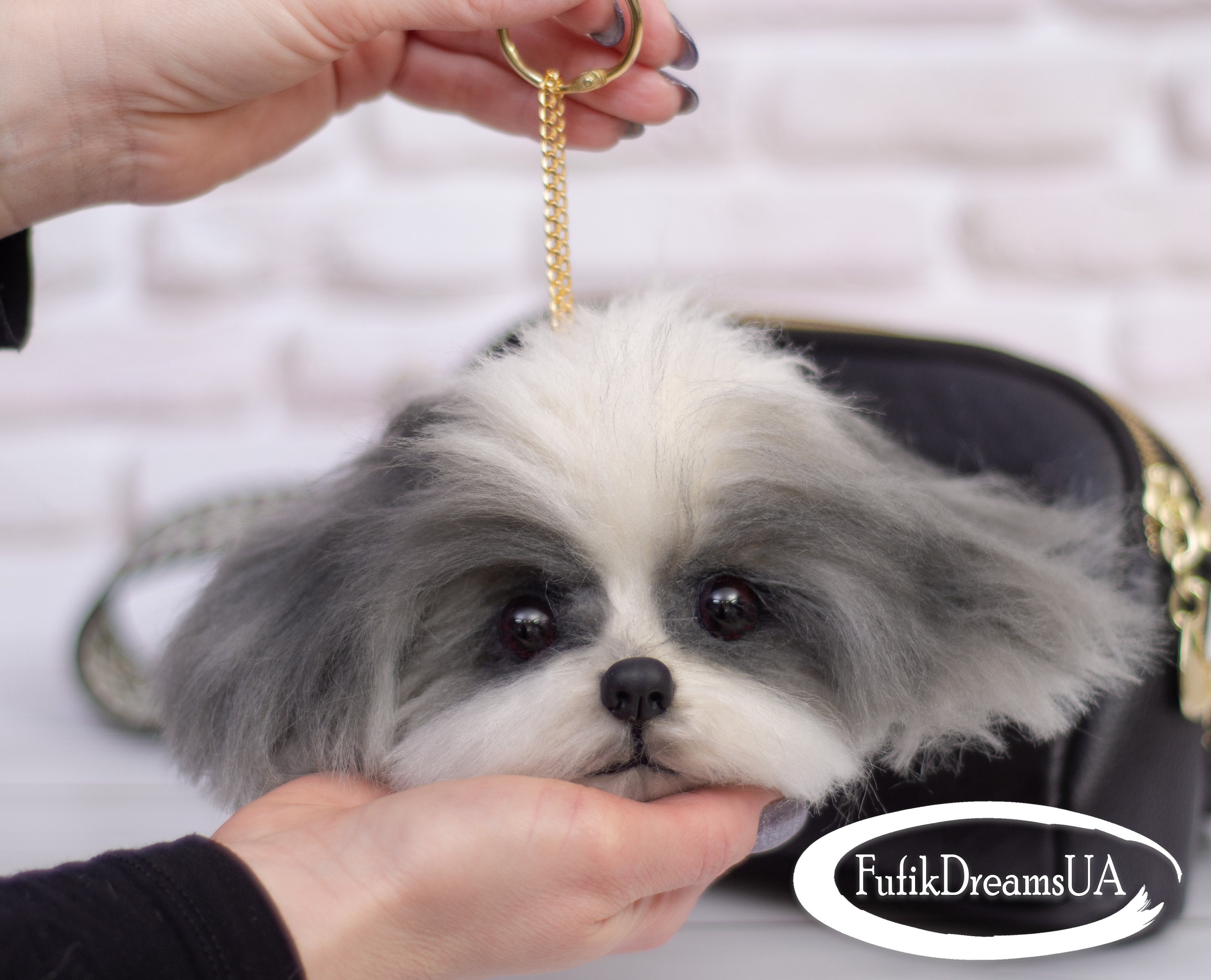 it-dogsバレリーナチュチュ Ｓ Puppy Shih Tzu Faux Fur Ball, Decor for Children's Room, Keychain