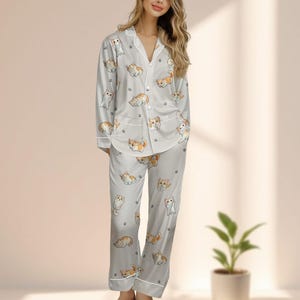 Schattige kat satijnen pyjamaset, kawaii kattennachtkleding, gezellige loungekleding met lange mouwen, grappige bijpassende pyjama voor huisdier, cadeau voor kattenliefhebber