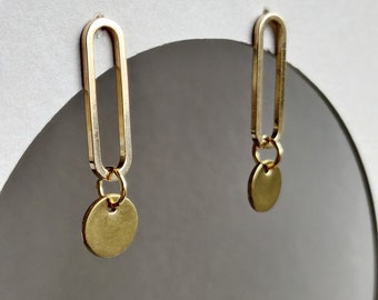 Faye. Geometric Minimalist Earrings in Gold