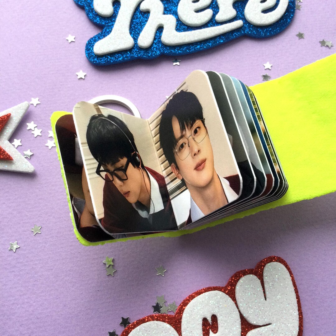 BTS JIN アルバムキーホルダー（4photos）A・B Buy BTS Jin Happy Mini Photobook Keychain | Bangtan Worldwide