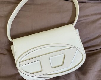 Borsa bianca stile Diesel Y2K