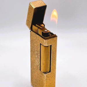 Dunhill Rollagas WORKING Vintage Lighter in a RARE Gold Hammered Pattern late 1970’s