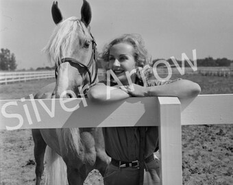 Carole Lombard 8x10 Photograph