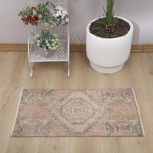 Vintage Turkish Doormat Rug: 2x3 Cotton Wool Entryway Rug